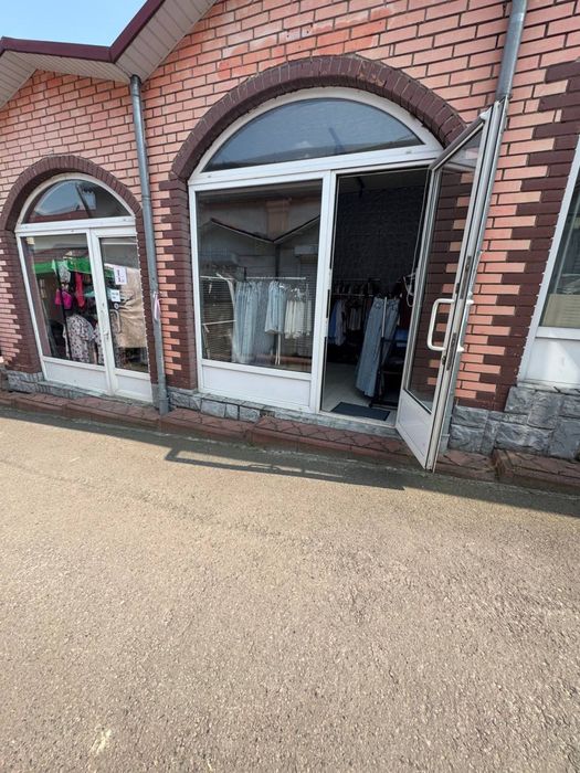 Продаж магазину на краківському