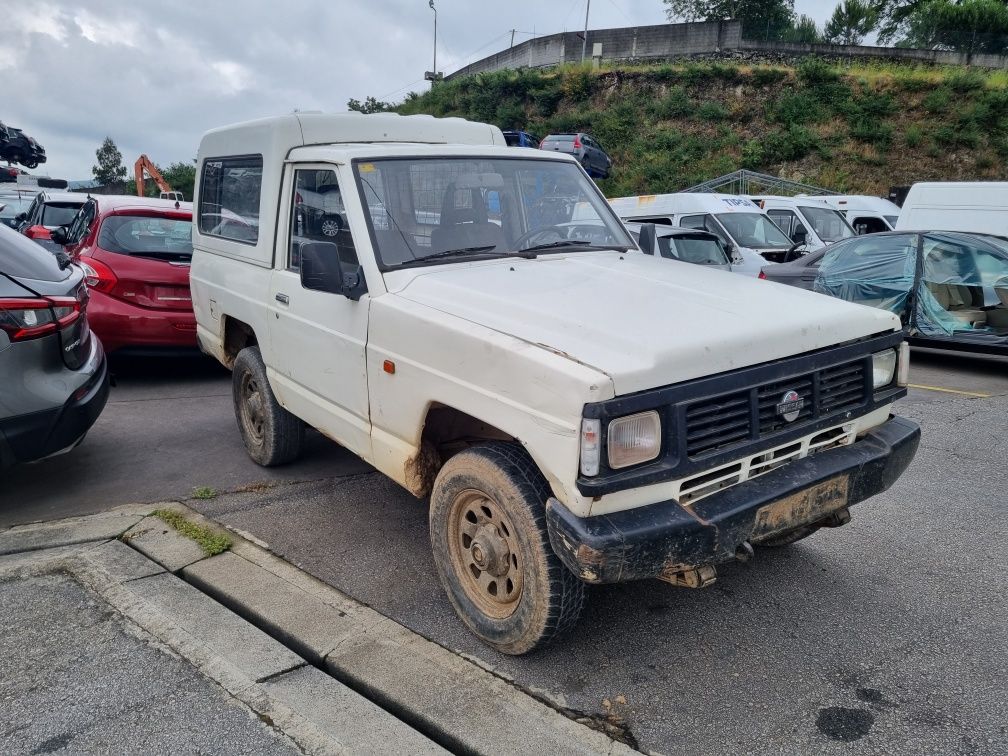 Nissan Patrol Y260 de 1988 para peças