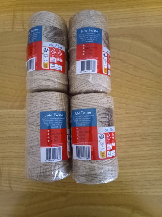 Conjunto de 4 rolos de juta. 200 metros