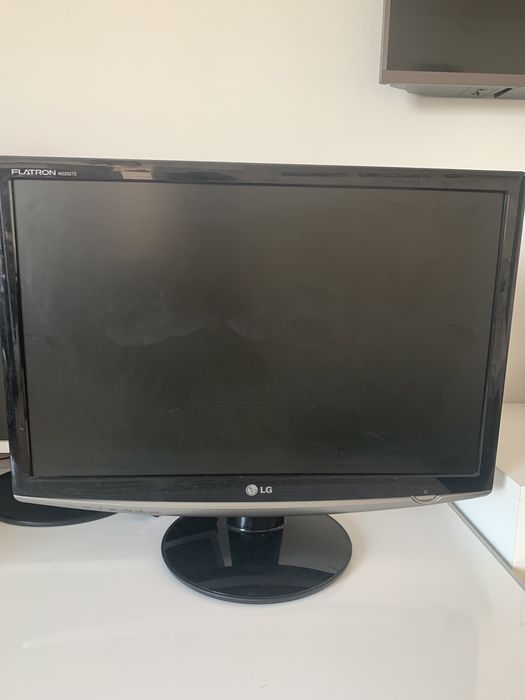 Monitor LG Flatron 19”