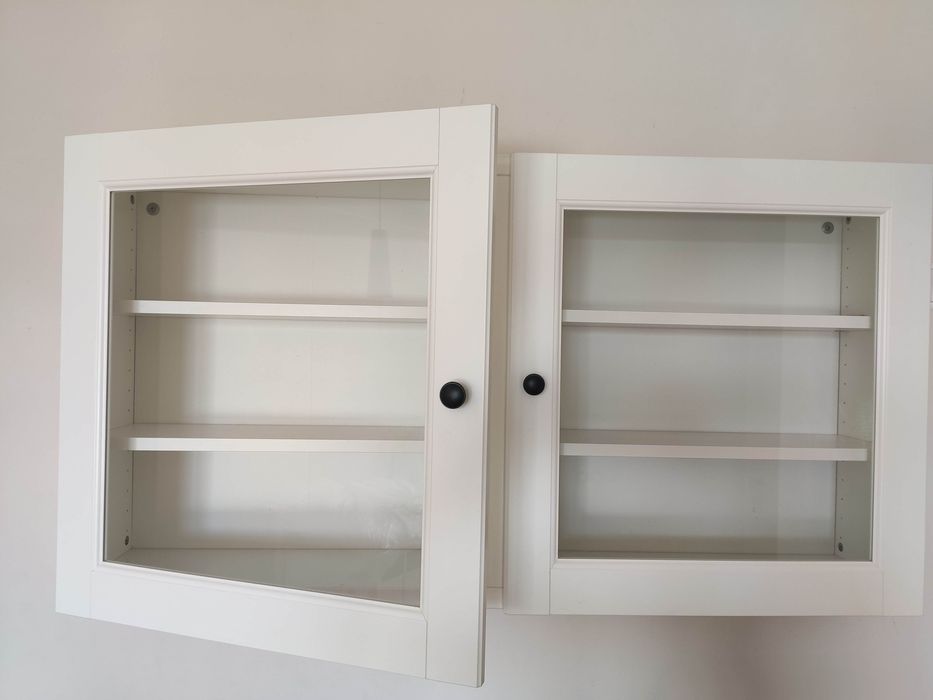 Szafka wisząca Ikea Besta, witryna