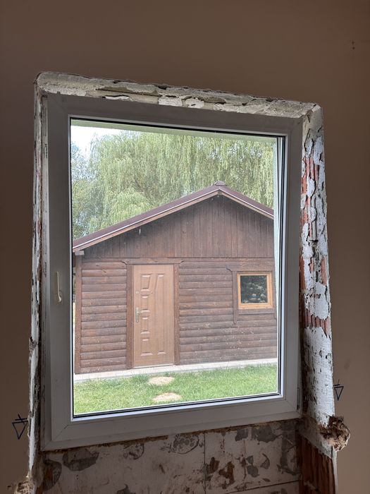 Okno z demontażu biale