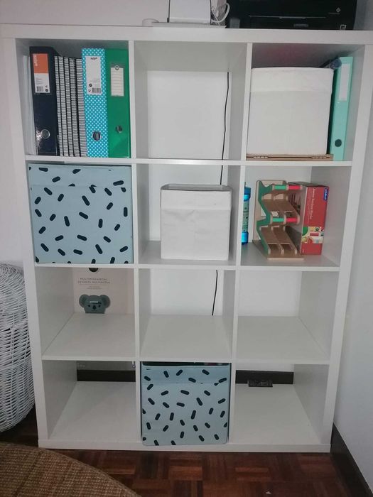 Estante Kallax em excelente estado
