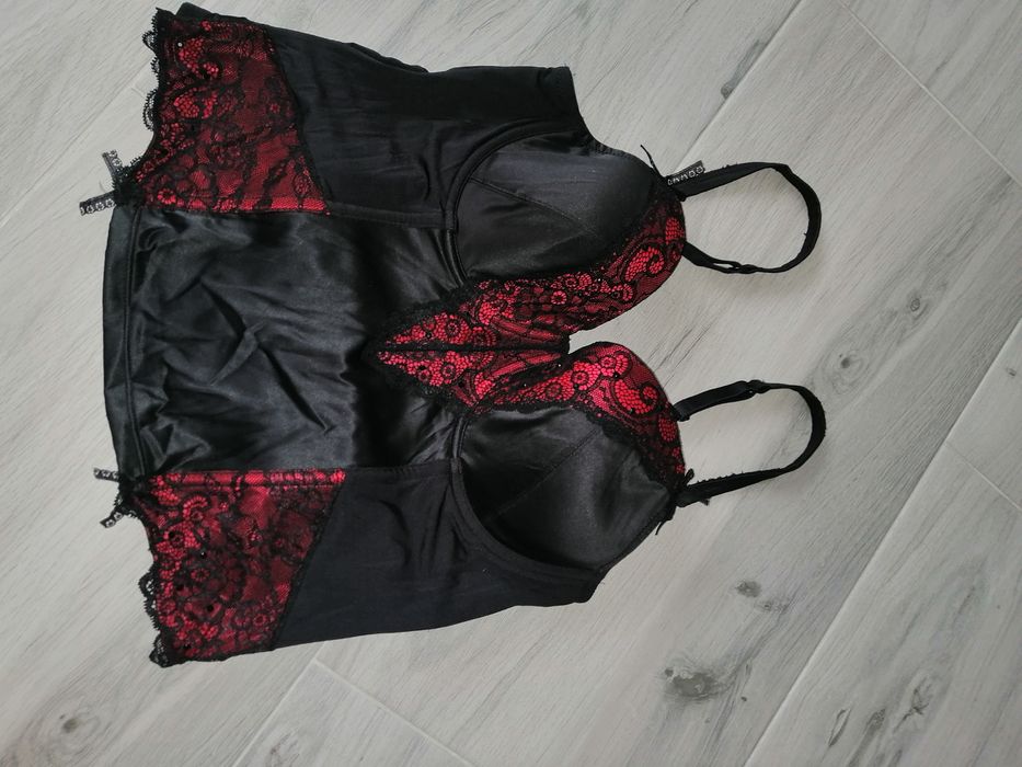 Gorset czarno czerwony  85B