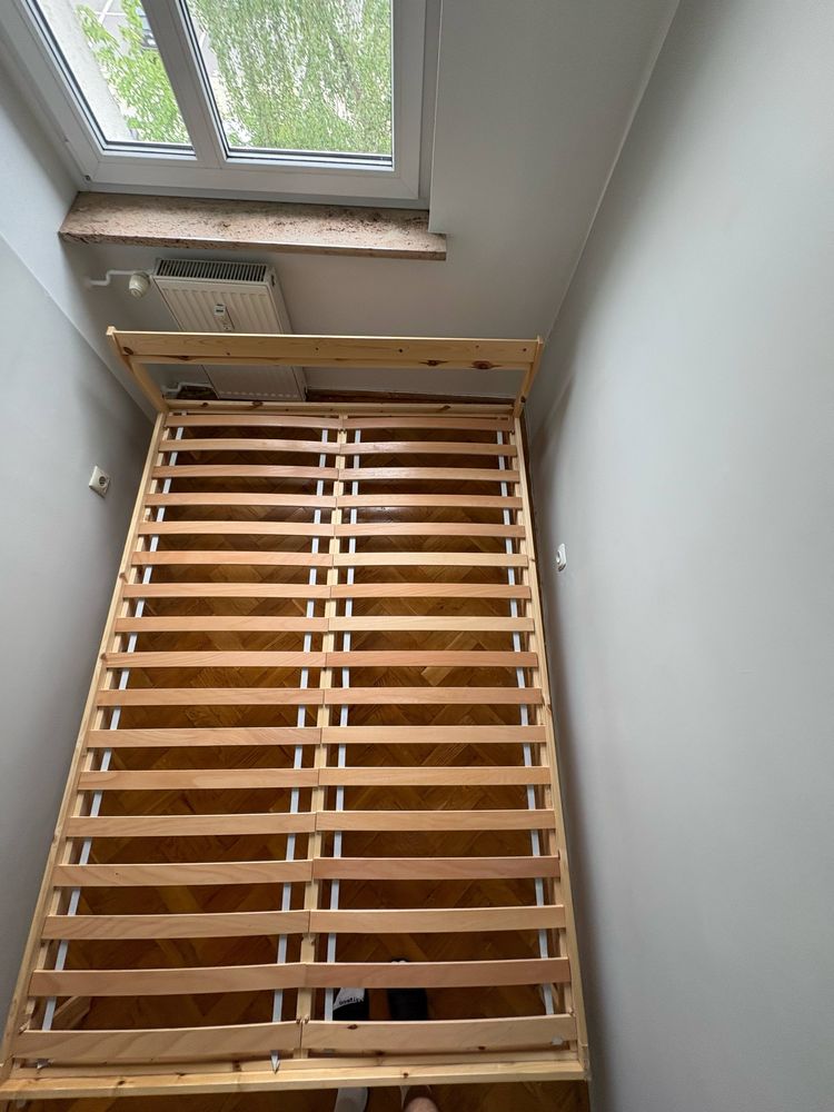 Łóżko z materacem IKEA