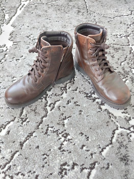 Шкіряні черевики