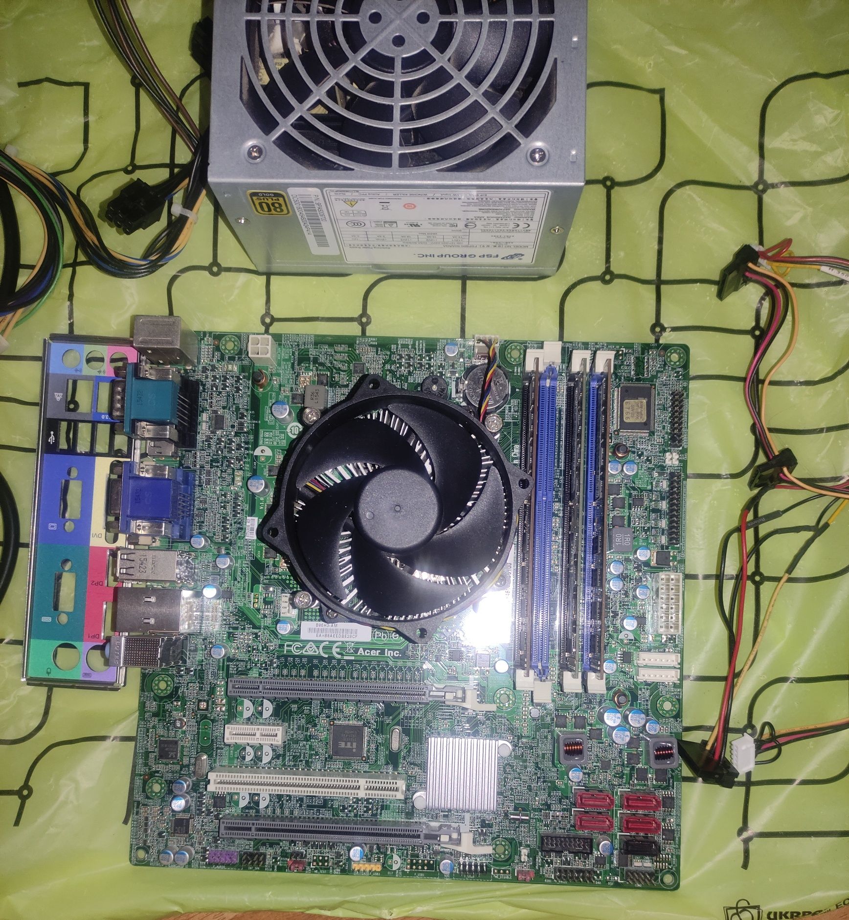 Комплект: материнська плата Acer B85H3-AM + Intel Core i7-2600 DDR3