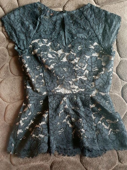 Koronkowa elegancka czarna bluzka