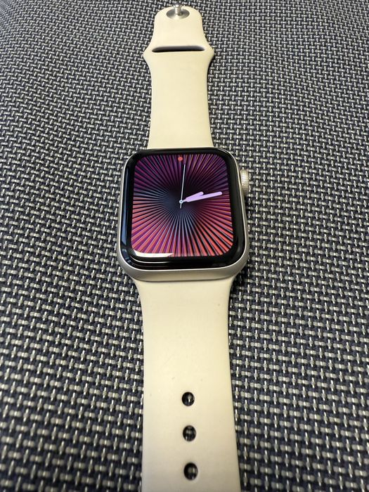Apple Watch SE 2gen 40mm rozmiar S/M Jak Nowy!