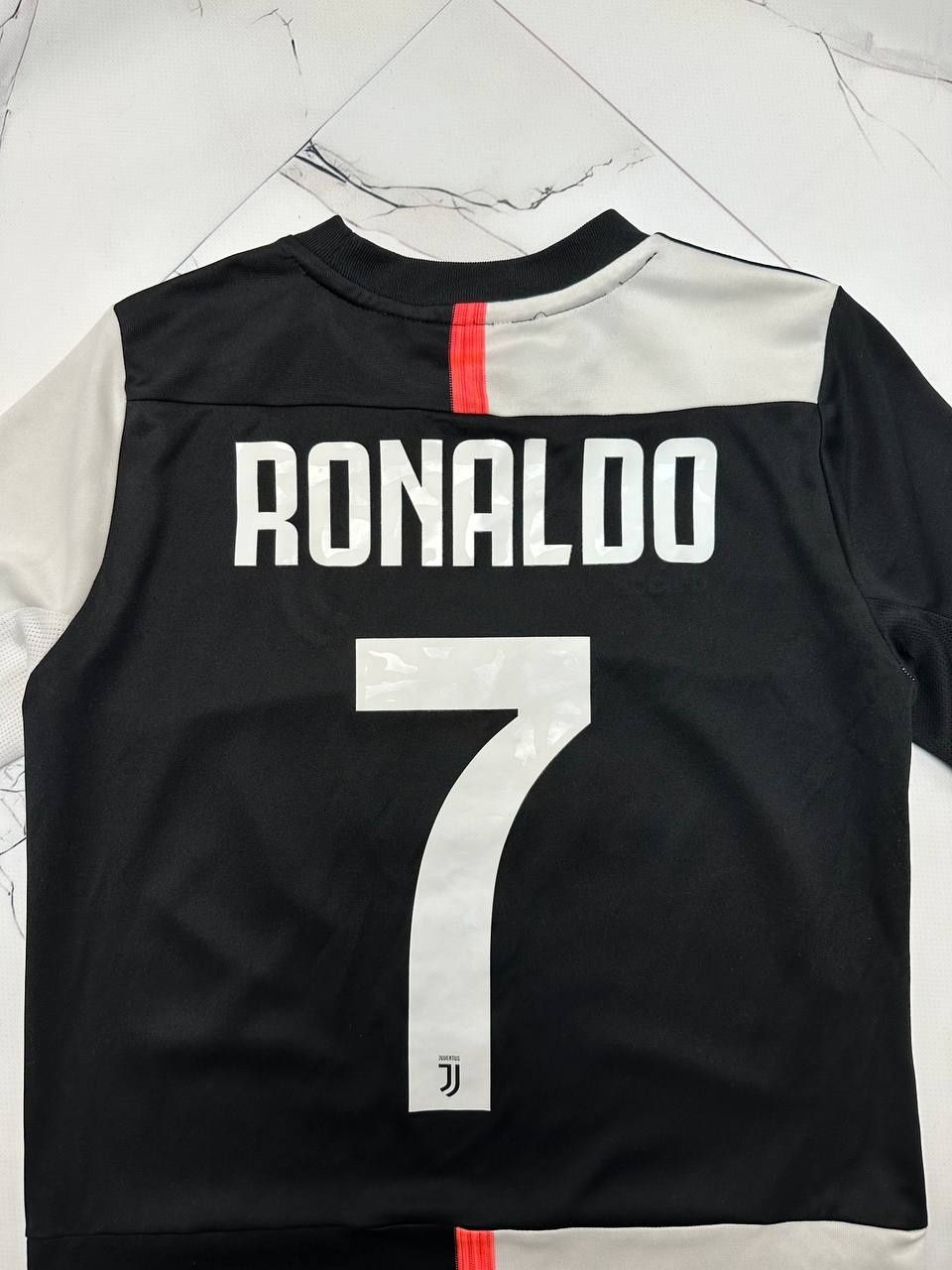 Футбольна футболка Adidas Juventus Ronaldo