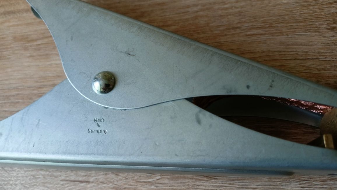 Затискач маси Abicor Binzel MK600