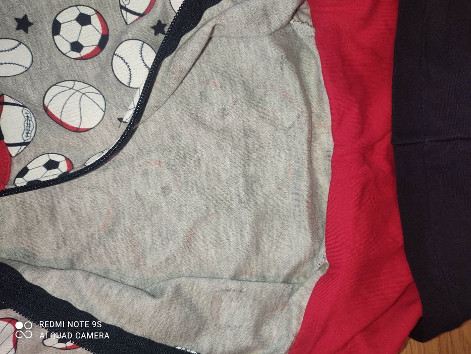 Szara zapinana cienka sportowa bluza z kapturem z kieszeniami 75-80 cm