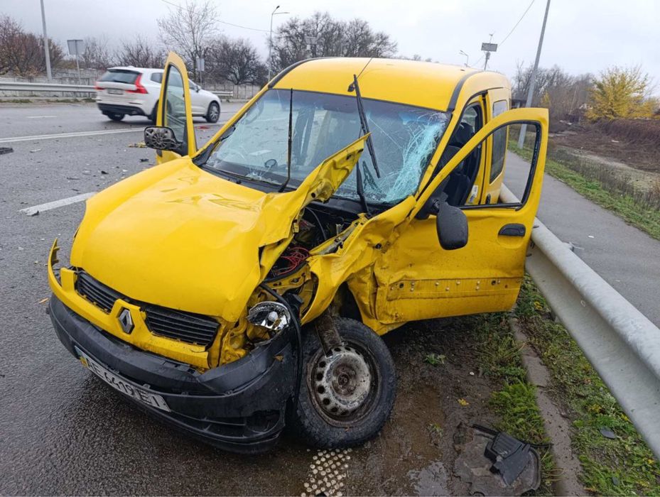 Продам Renault Kangoo 2003 після ДТП