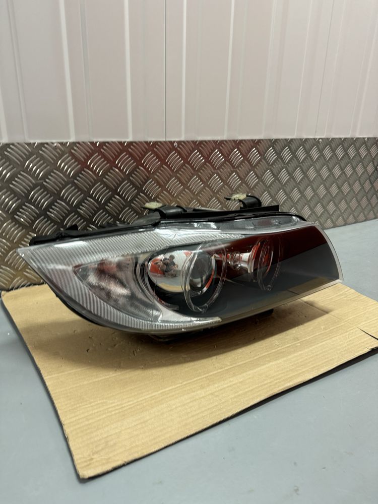 Prawa lampa BMW E90 E91 BI XENON NIESKRĘTNY Reflektor prawy EU