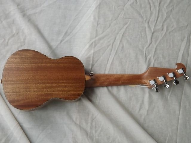 Ukulele soprano moderno QTE