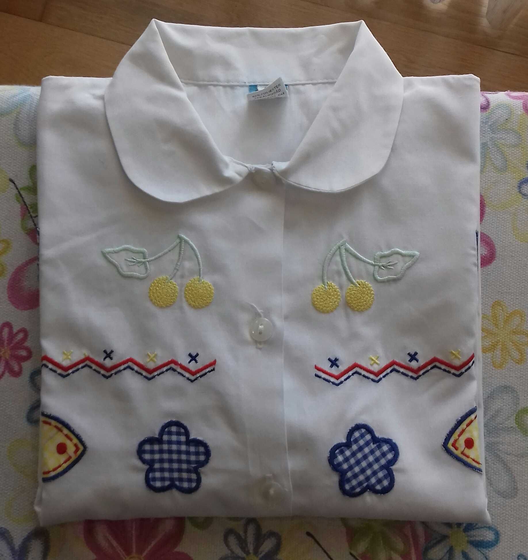 Blusa branca de menina - 6 anos