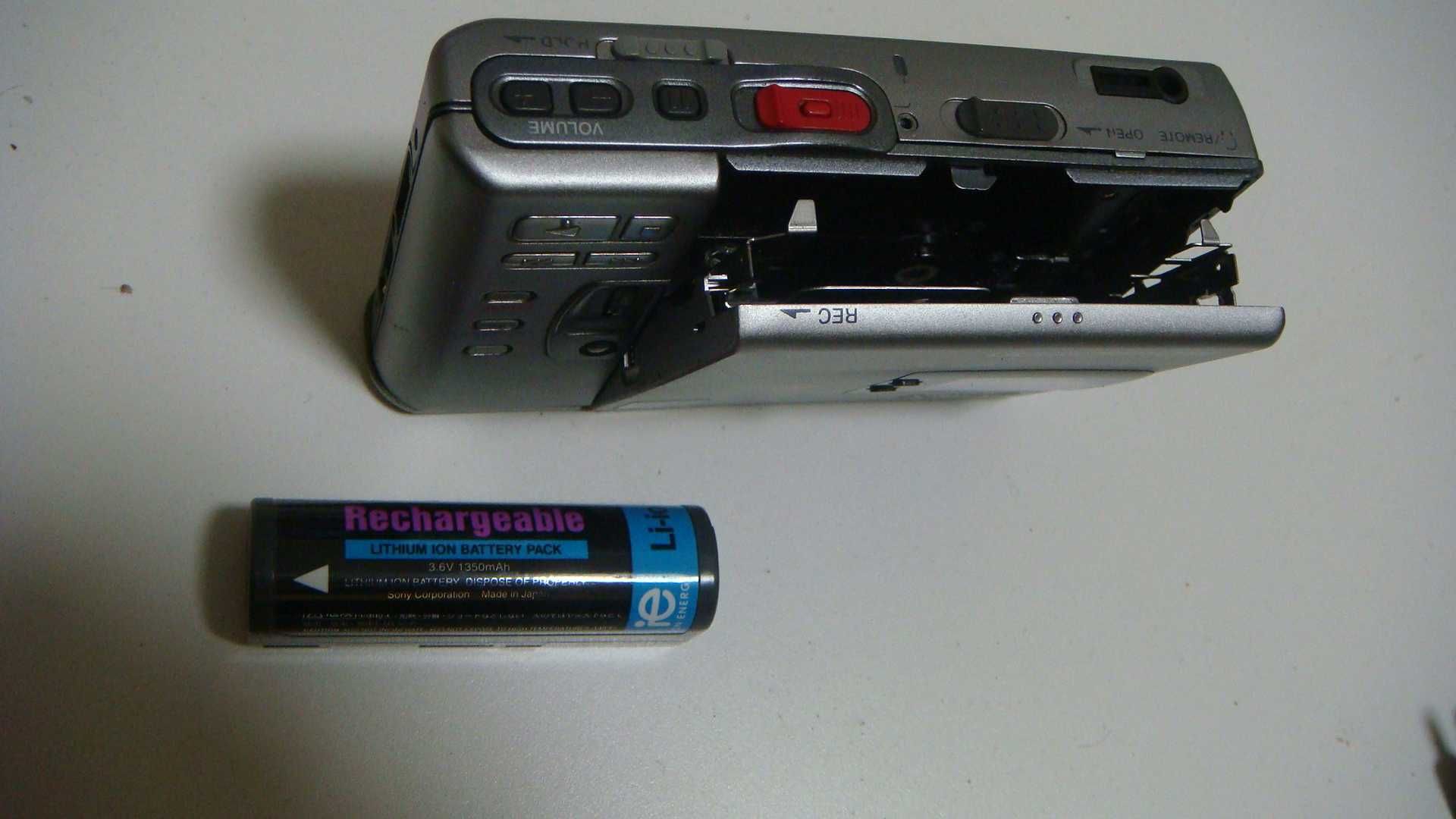 Проигрыватель мини-дисков Sony MD Walkman MZ-R30 + микрофон