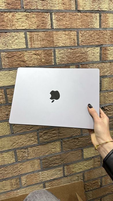 Used Apple MacBook Pro 14 M2 Pro 32 / 512Gb Space Gray