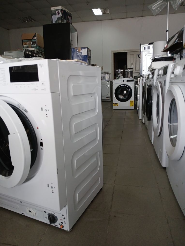 Встраиваемая стиральная машина с сушкой Beko WDWI85141 5 кг/8 кг,