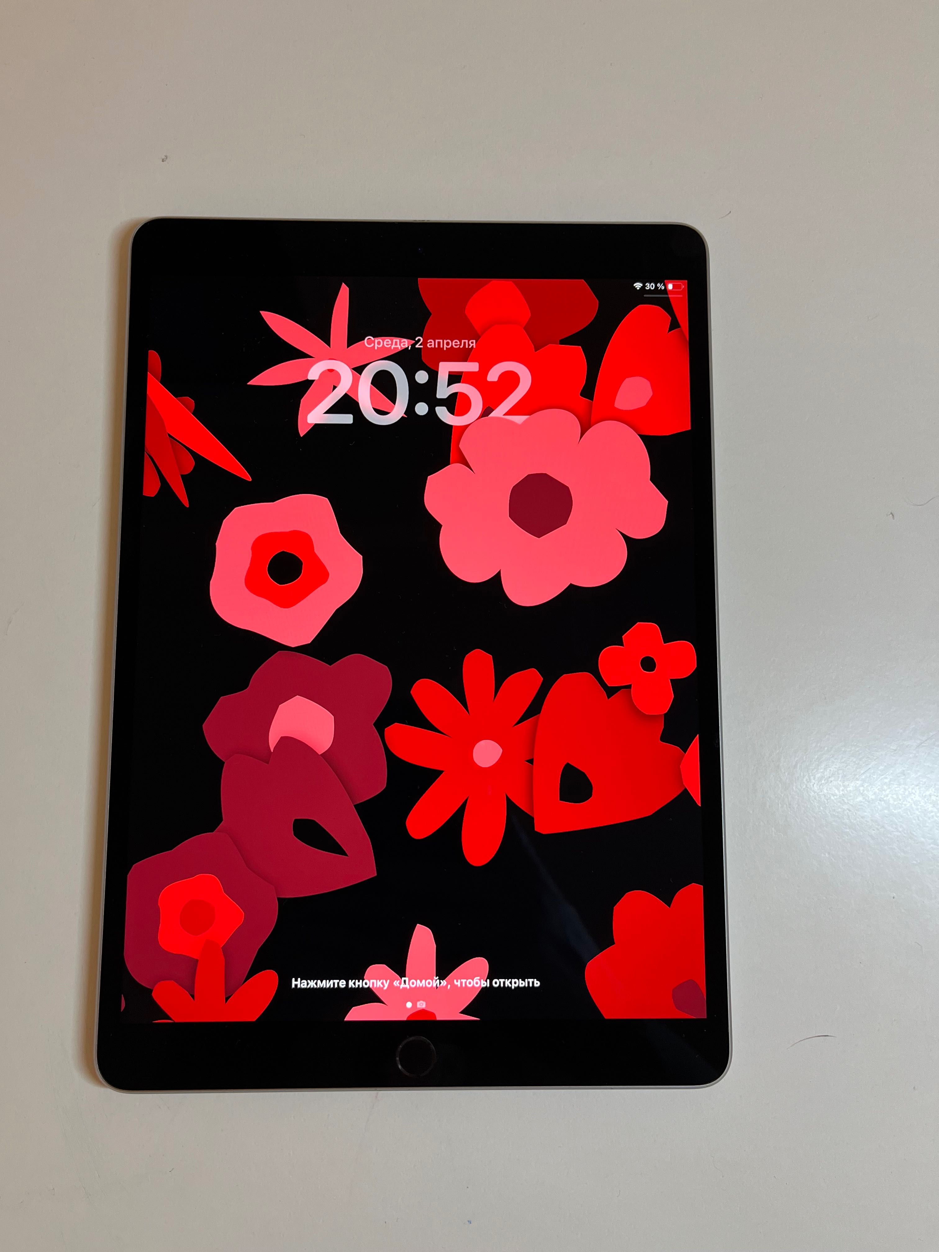 iPad Pro 10.5 64 GB серый состояние идеальное айпад про 10.5