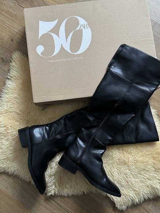 Чоботи від Zara