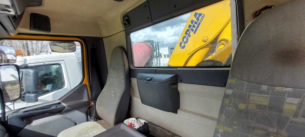 Venda de Camião Renault HC 270 com Grua – Excelente Oportunidade