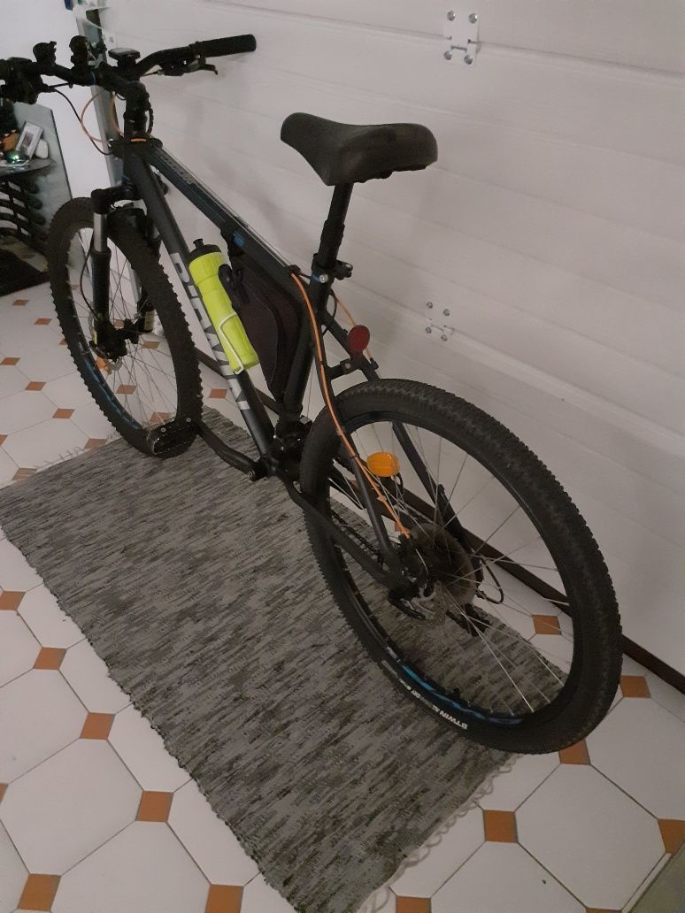 Bicicleta bem estimada Btwin 26