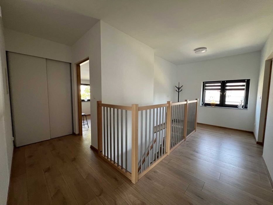 Piętro domu, 3 pokoje, umeblowane, po remoncie, nowe, balkon, ogródek