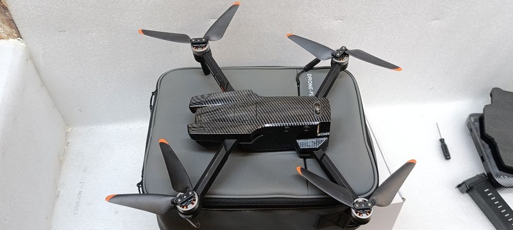 Срочно продам дрон AE86 PRO MAX+
