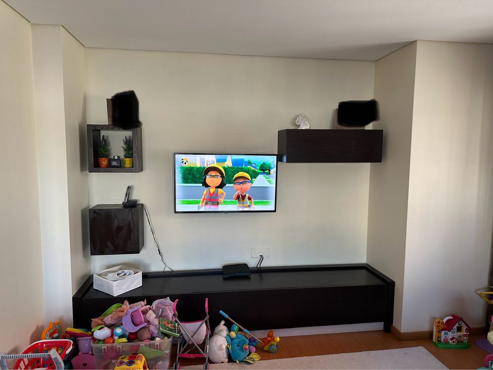 Mobília nova, de qualidade e moderna