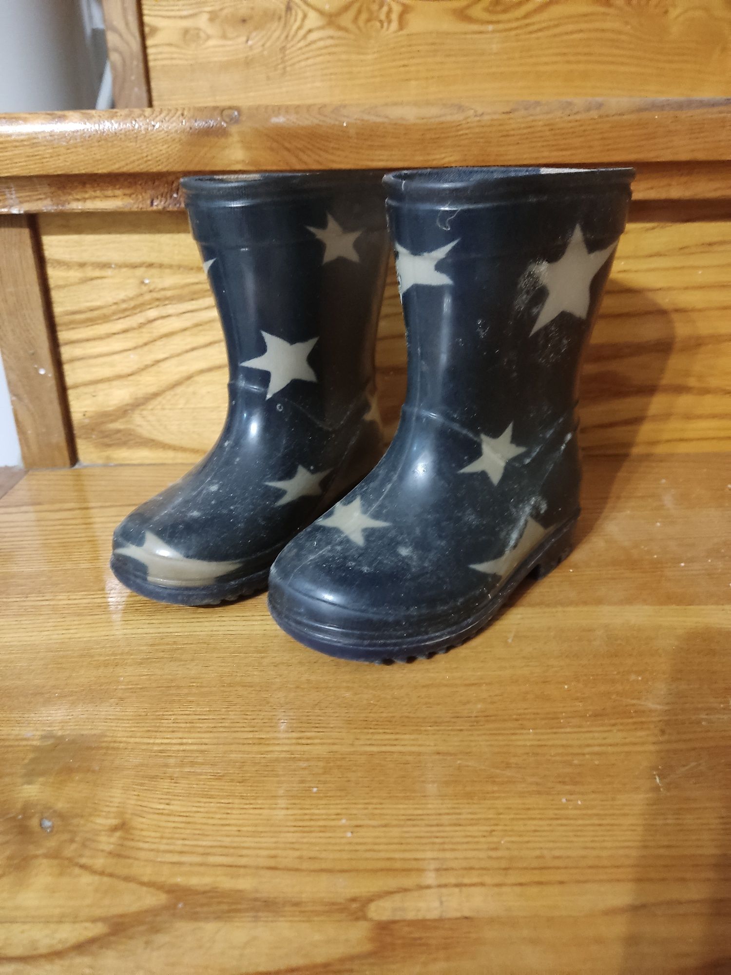 Kalosze kaloszki buty na deszcz dla dziecka gwiazdy 22