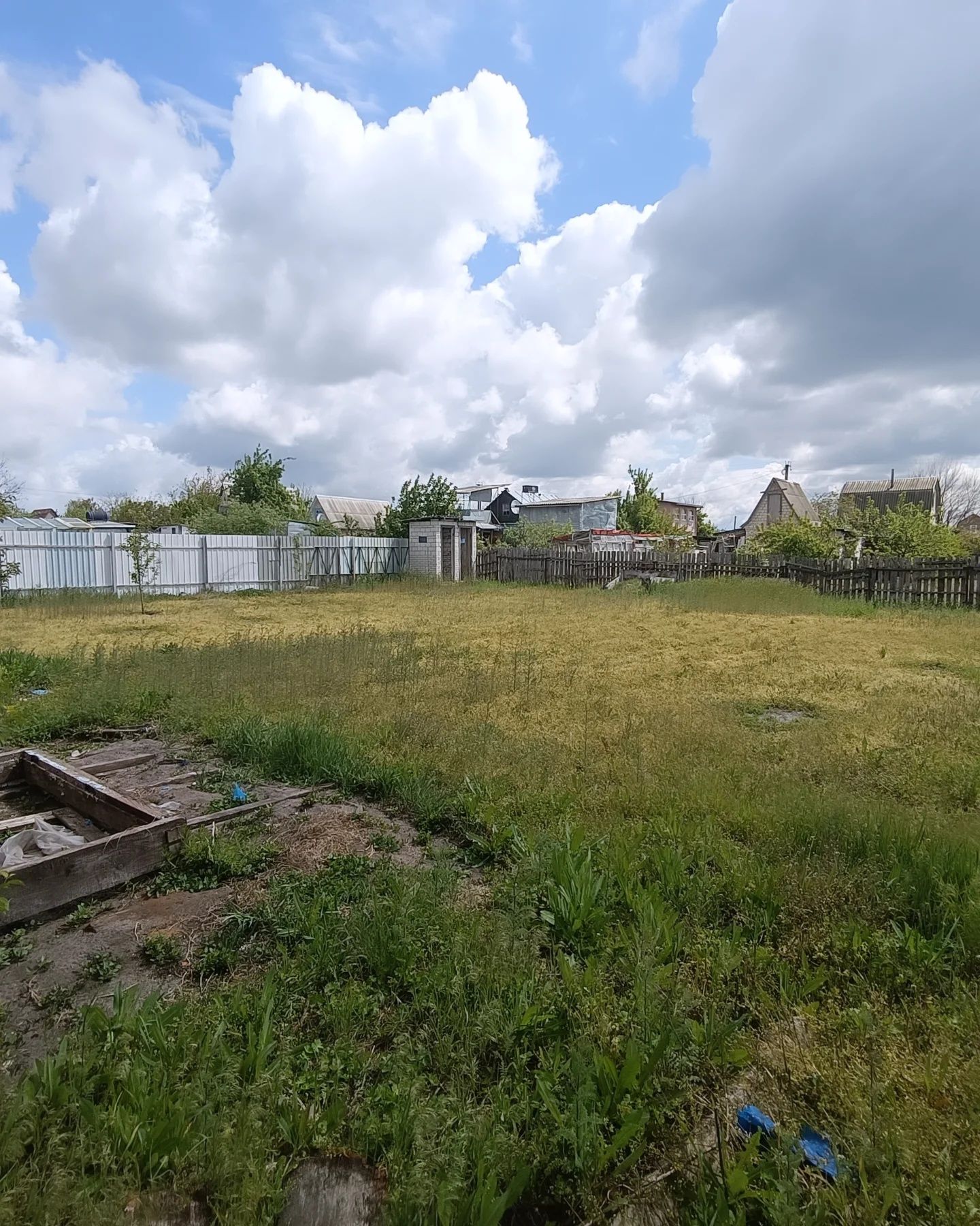 Продаж дачного будинку