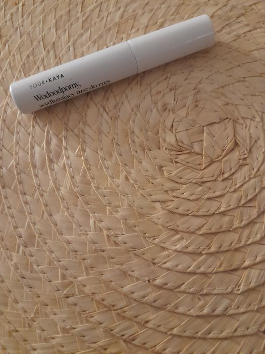 Wodoodporny brązowy tusz do rzęs Your Kaya