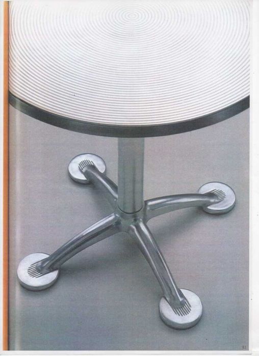 Cadeira Toledo - Design JORGE PENSI