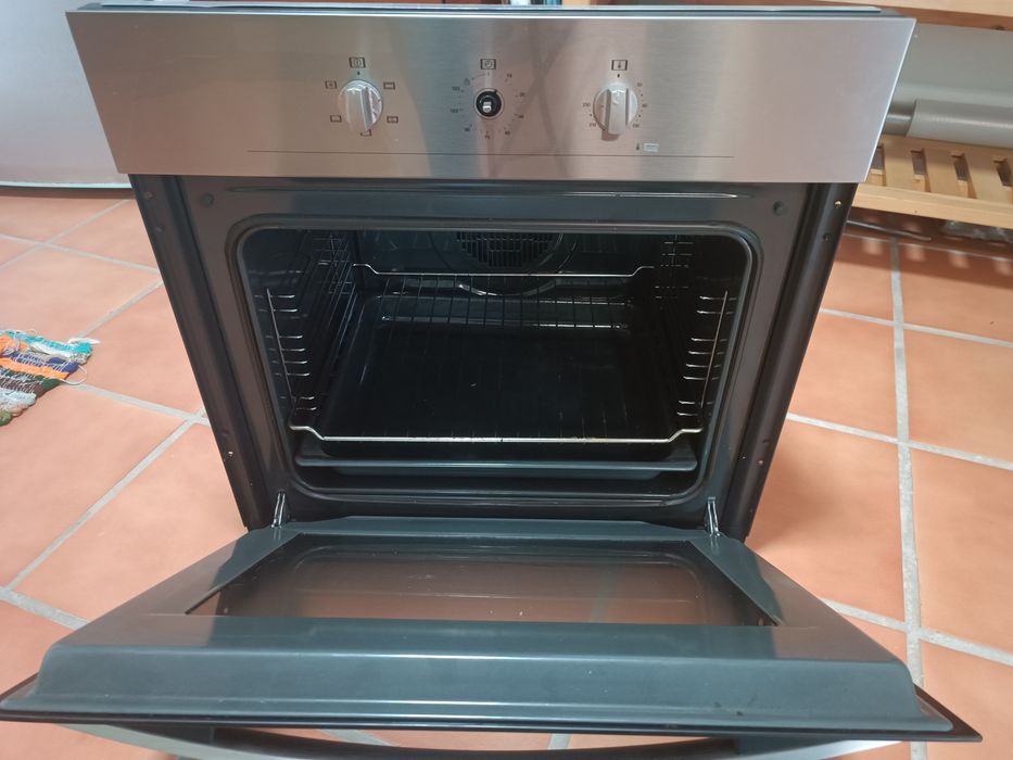 Forno elétrico Teka