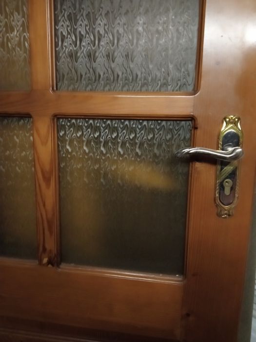 Двері міжкімнатні 6шт дерев'яні хорошої якості з коробкою і лиштвою