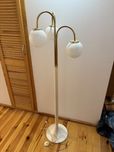 Lampa stojąca vintage – 3 klosze, styl retro, sprawna