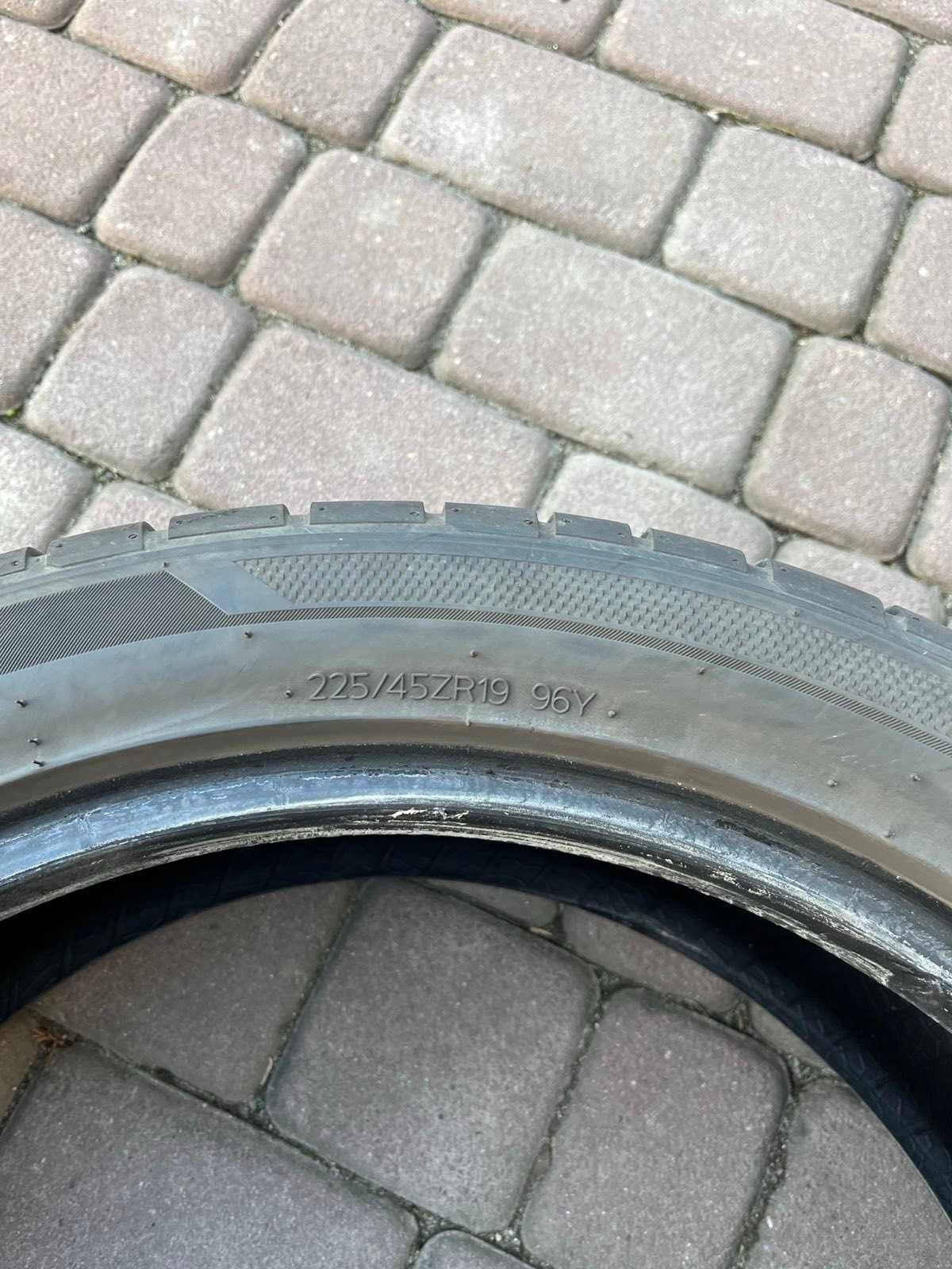 Opony Hankook Ventus S1 EVO3  225/45/19 96Y XL ZR 2x6mm Koniec 2021