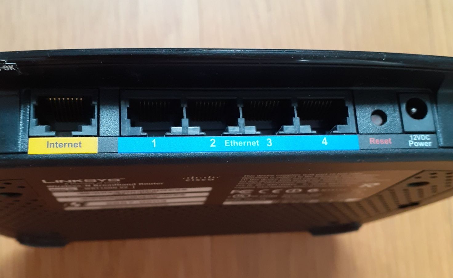 Bezprzewodowy router Wi-Fi Cisco Linksys WRT160N v2