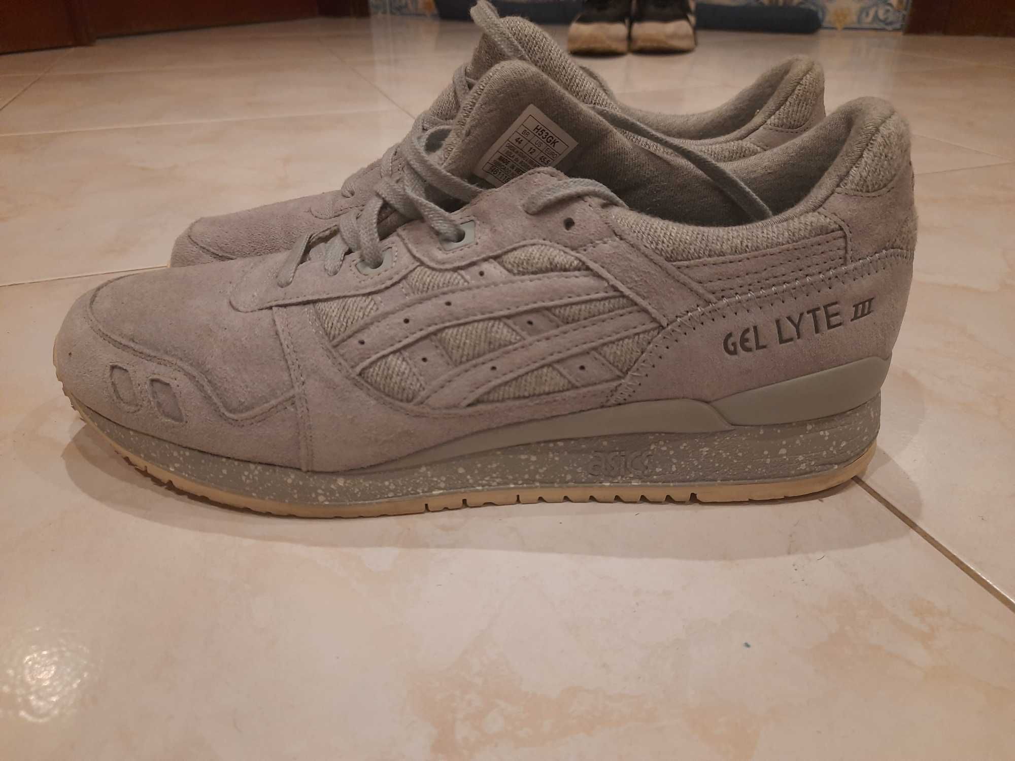 ASICS gel lyte III x Reigning champ