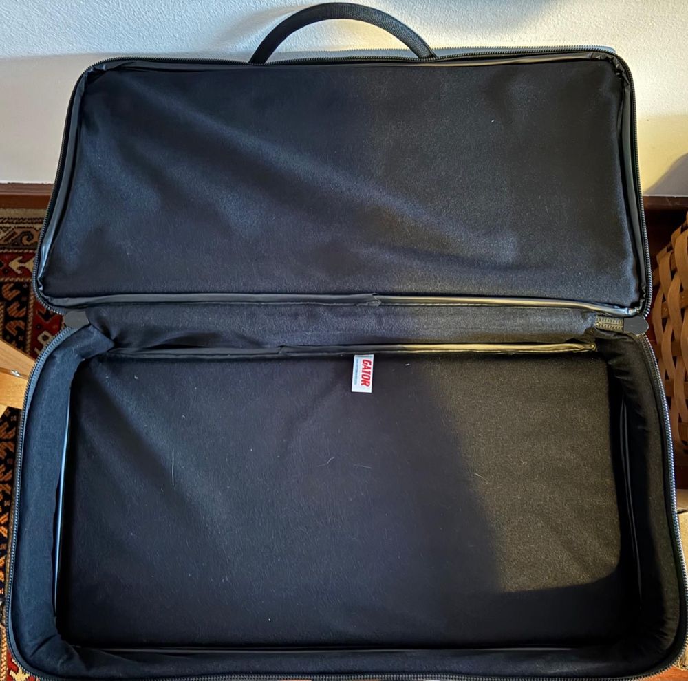 Pedaleira Line 6 FirehawkFX + bag