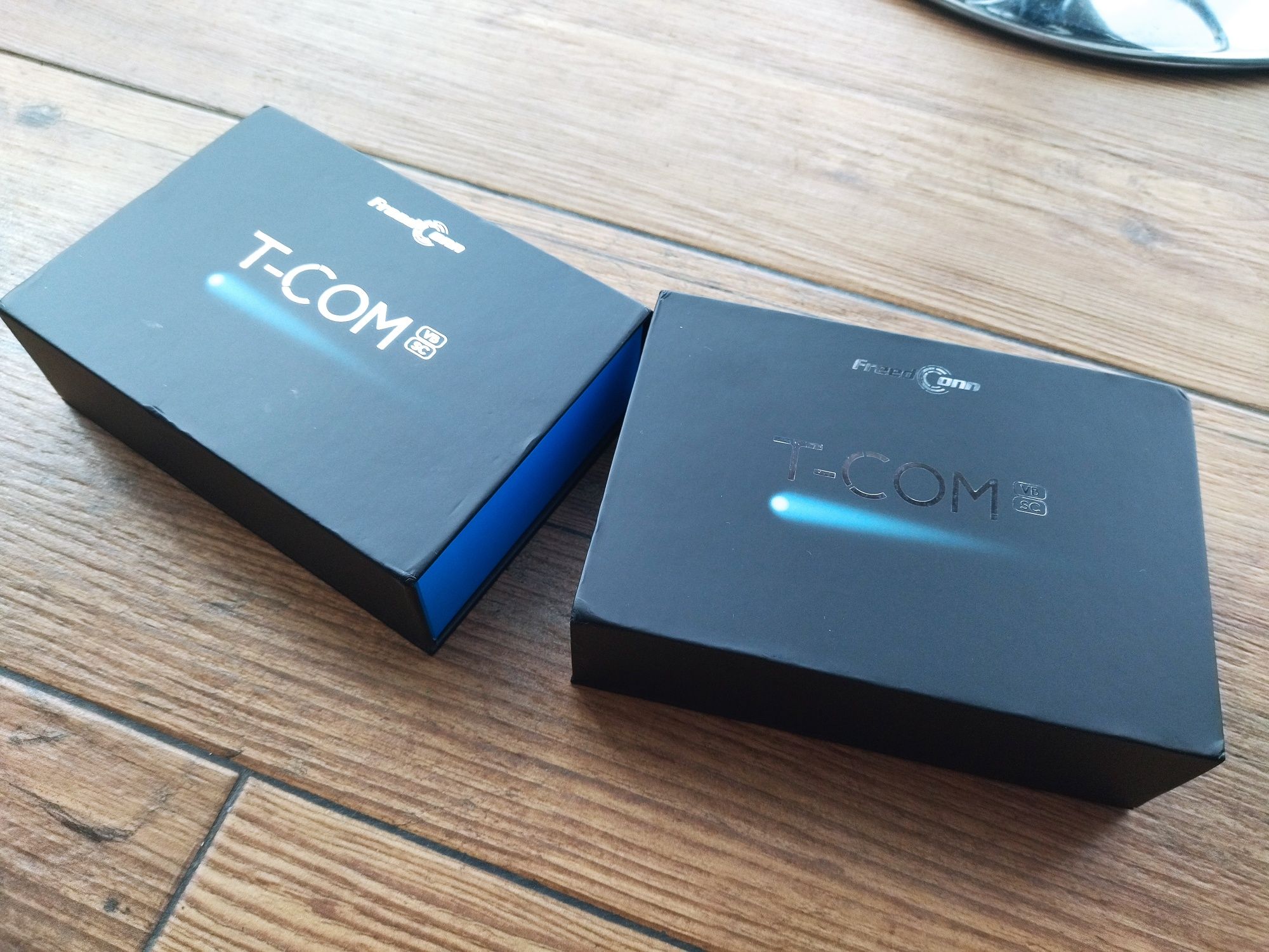 T-com ( freed conn vb) гарнітура ,мотогарнитура