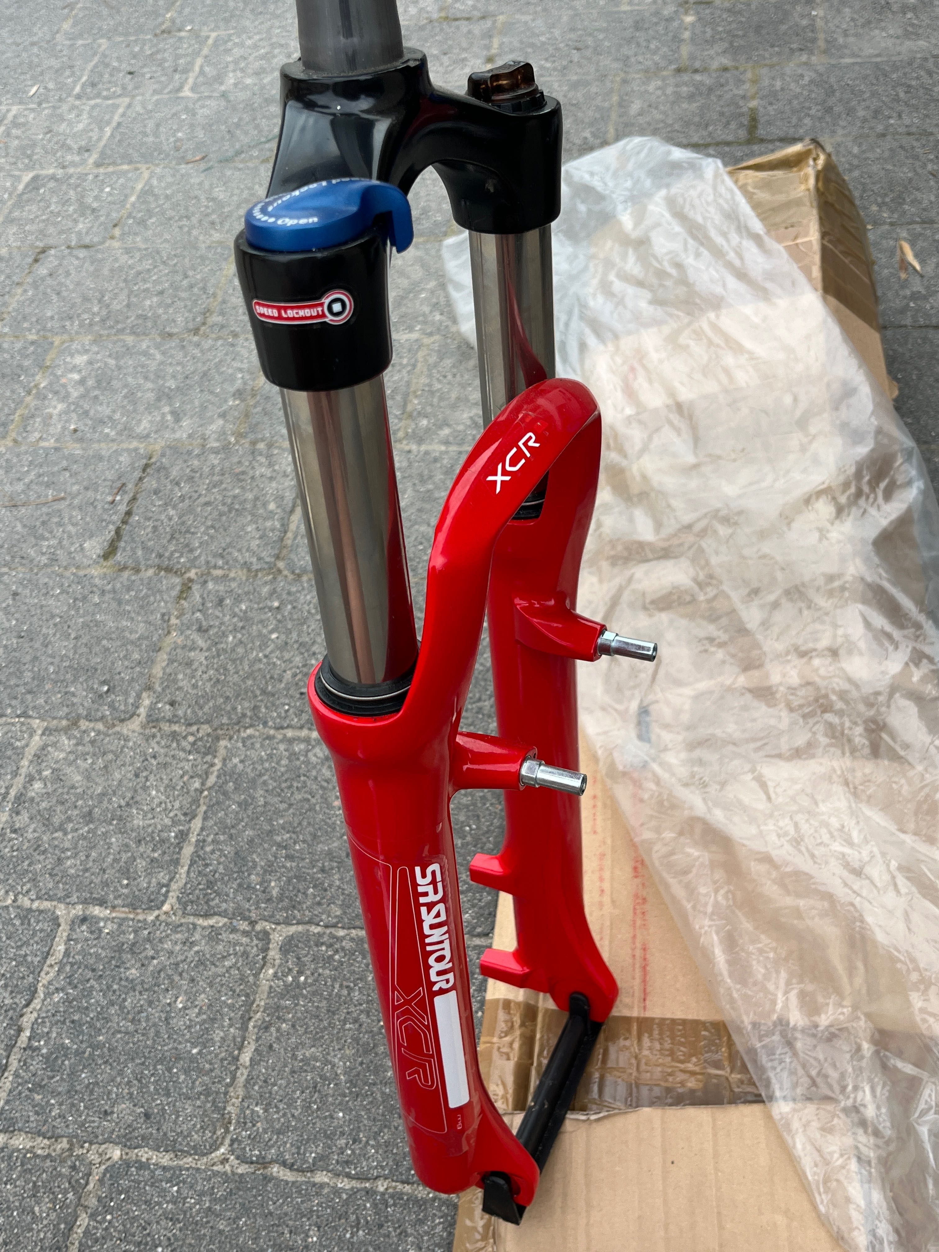 Amortyzator rowerowy SR Suntour XCR