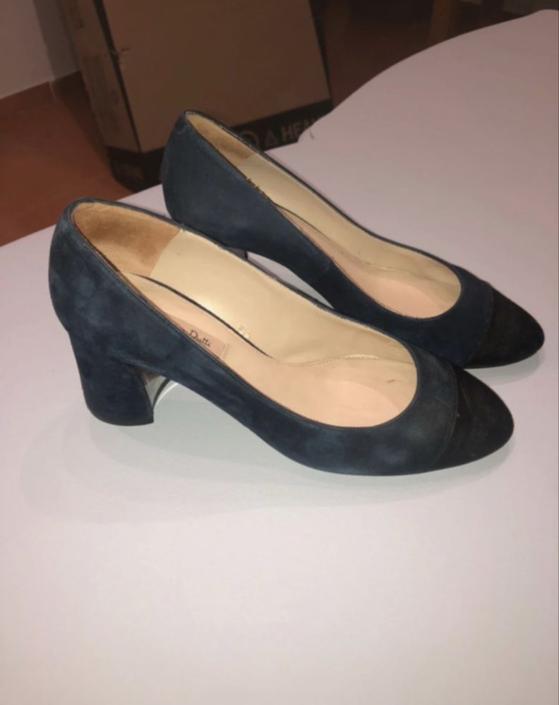 Sapatos de salto médio Massimo Dutti