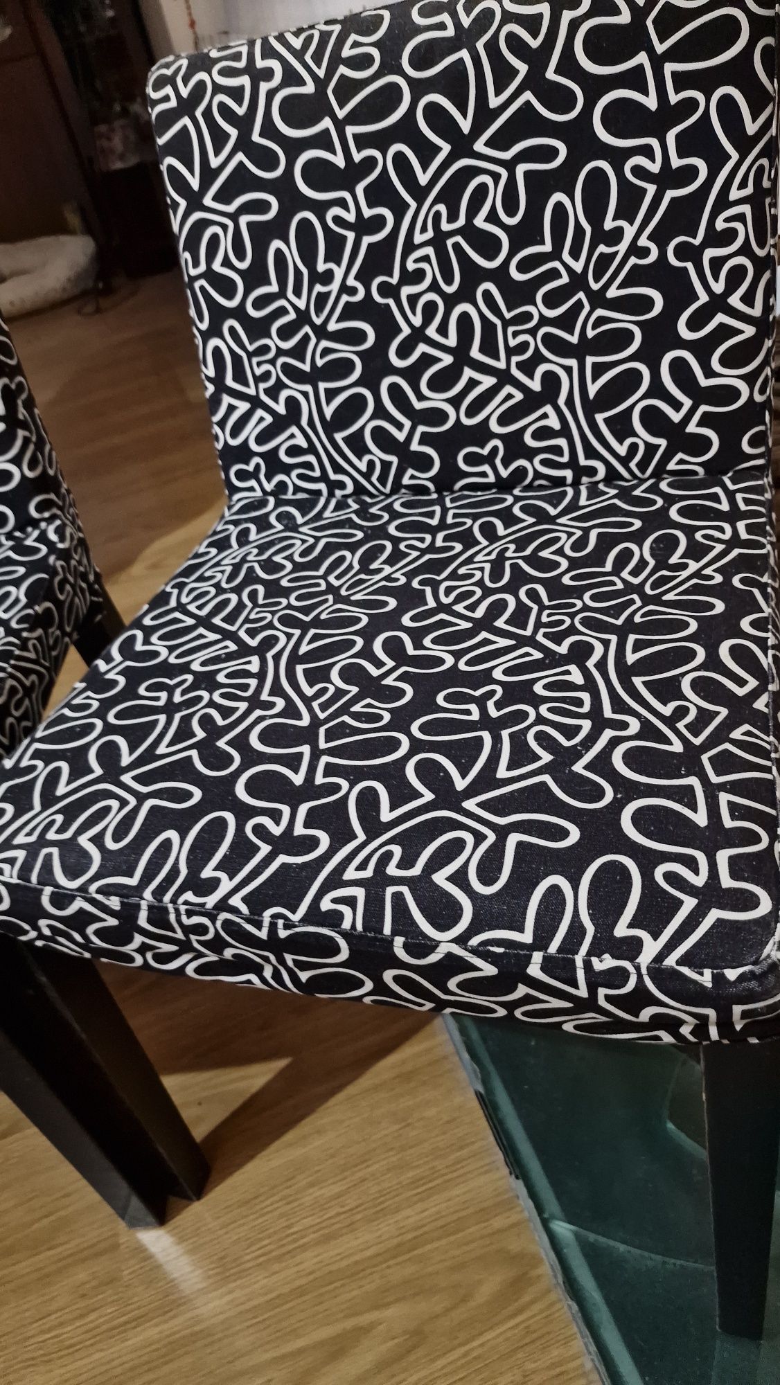 Cadeiras Ikea modelo Nills
