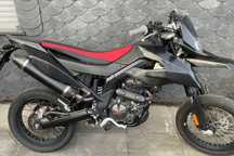 Aprilia SX 125 maj 2024,nowe opony sportowy tłumik, supermoto Kat B
