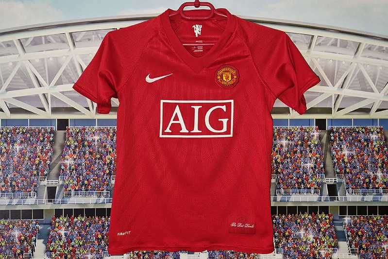 Manchester United Football Club Nike FIT 2007-09 home size: M 140-152