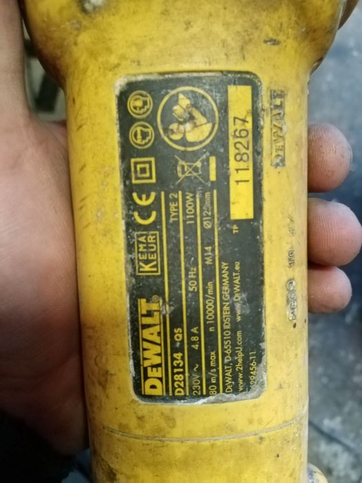 Sprzedam szlifierkę kątowa dewalt 1100w sprawna