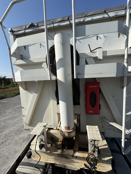 Напівпричіп самоскид BENALU TF34C-13RB