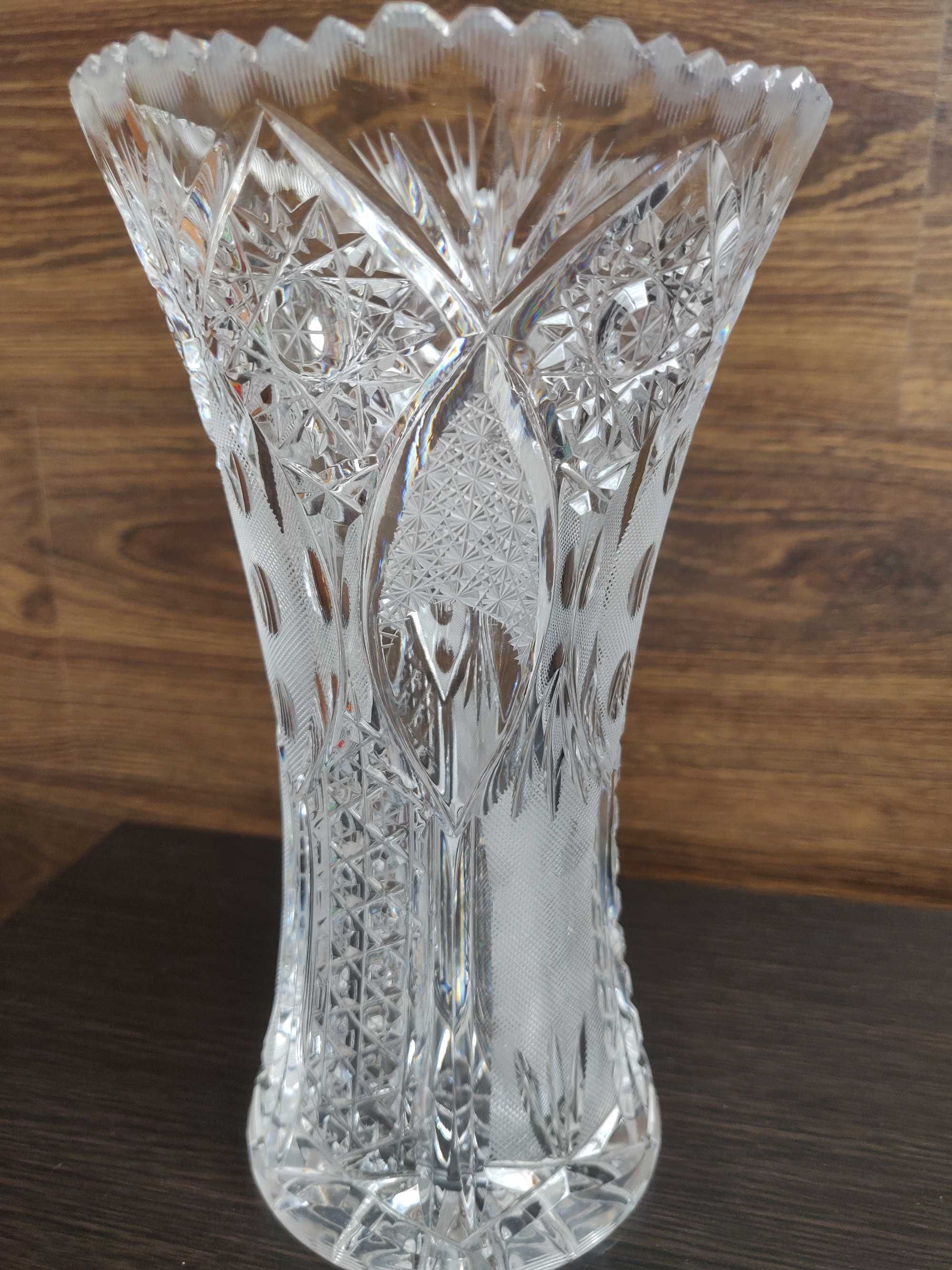 Ваза CRYSTAL BOHEMIA, узор цветочный+ сетка, D 12 см./ 9 см, H 20 см.